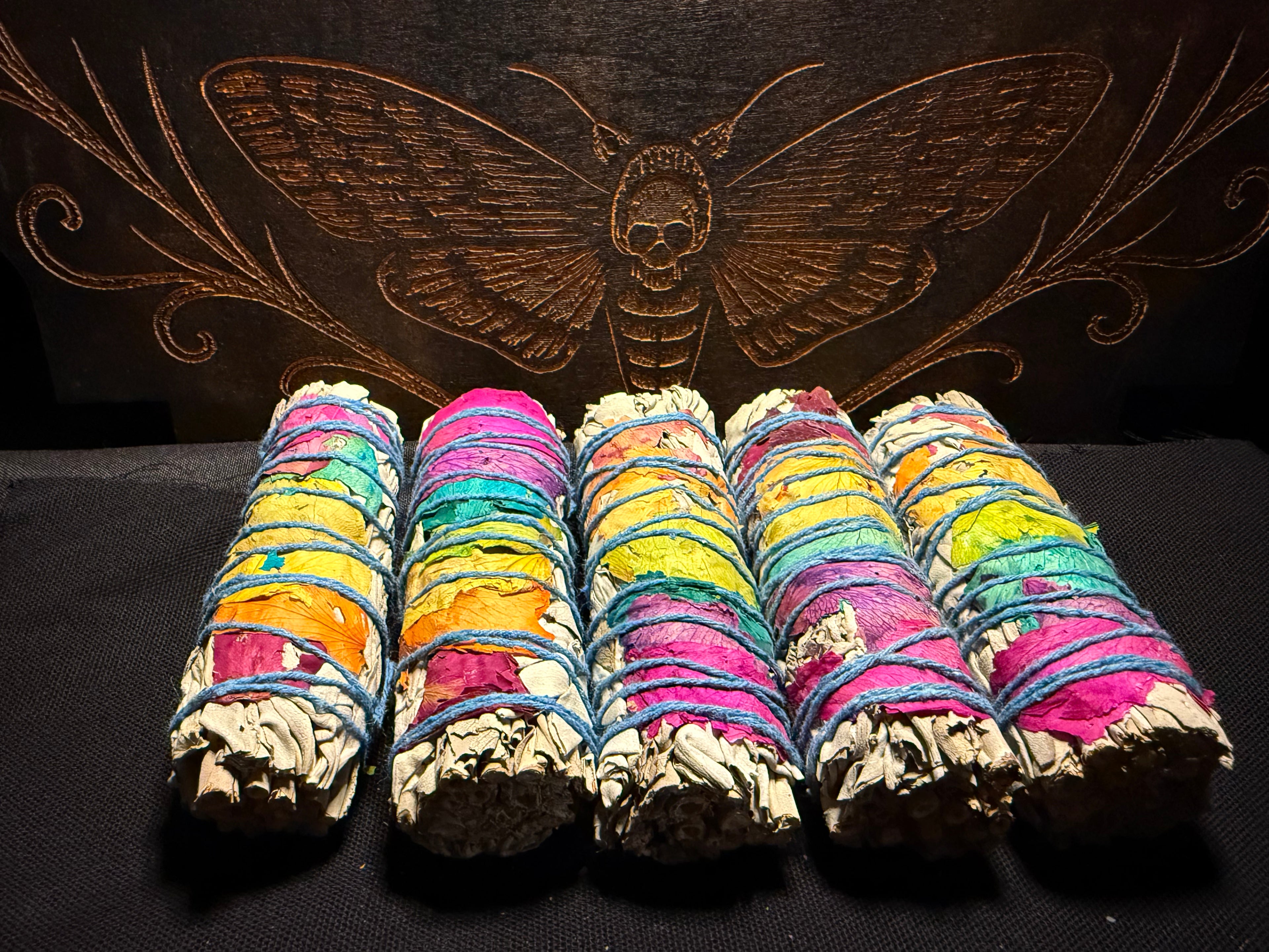 White sage 4in rainbow flower pedal