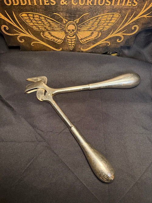 Antique medical plaster cutter