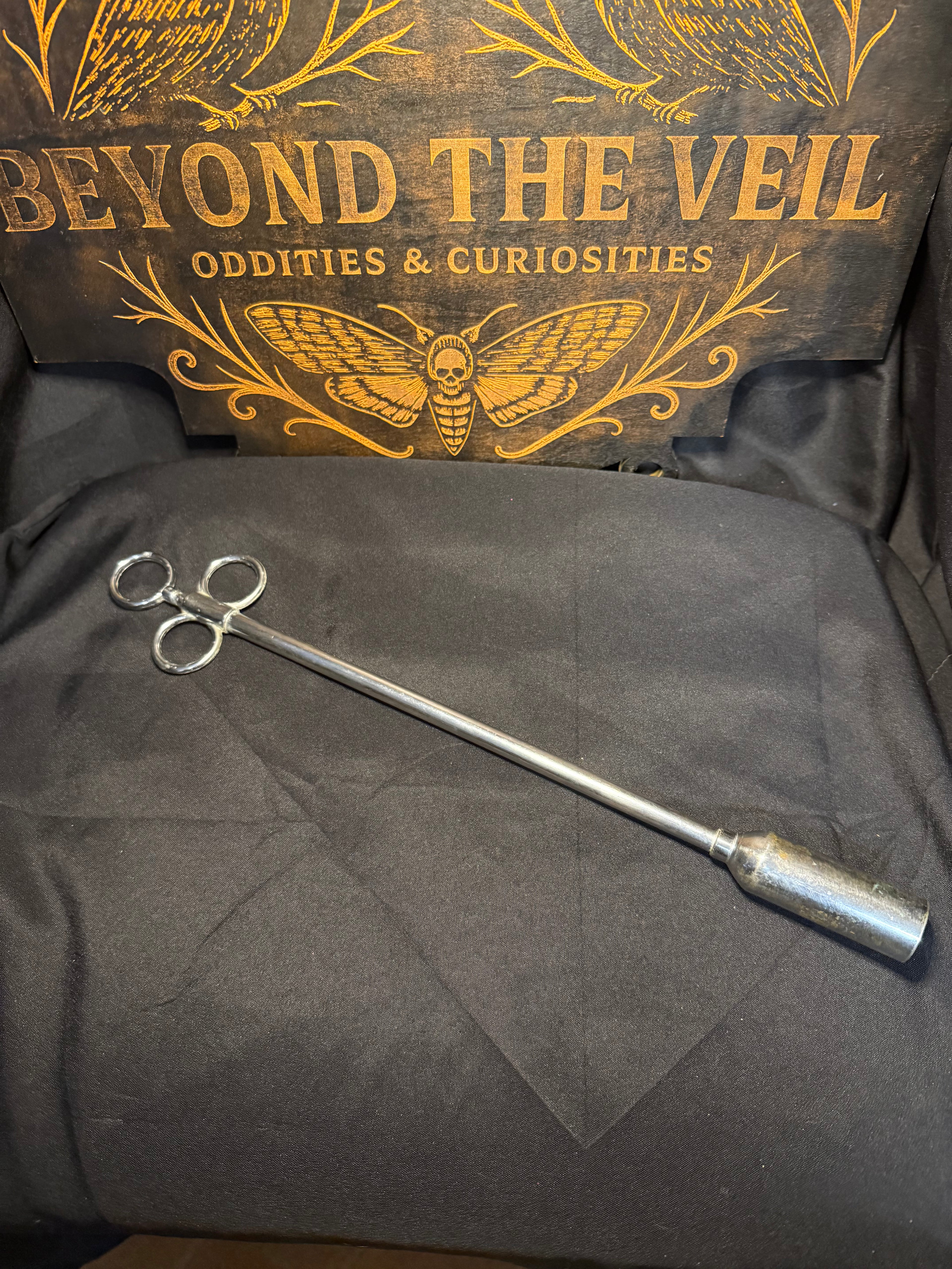 Farmhouse pill pusher