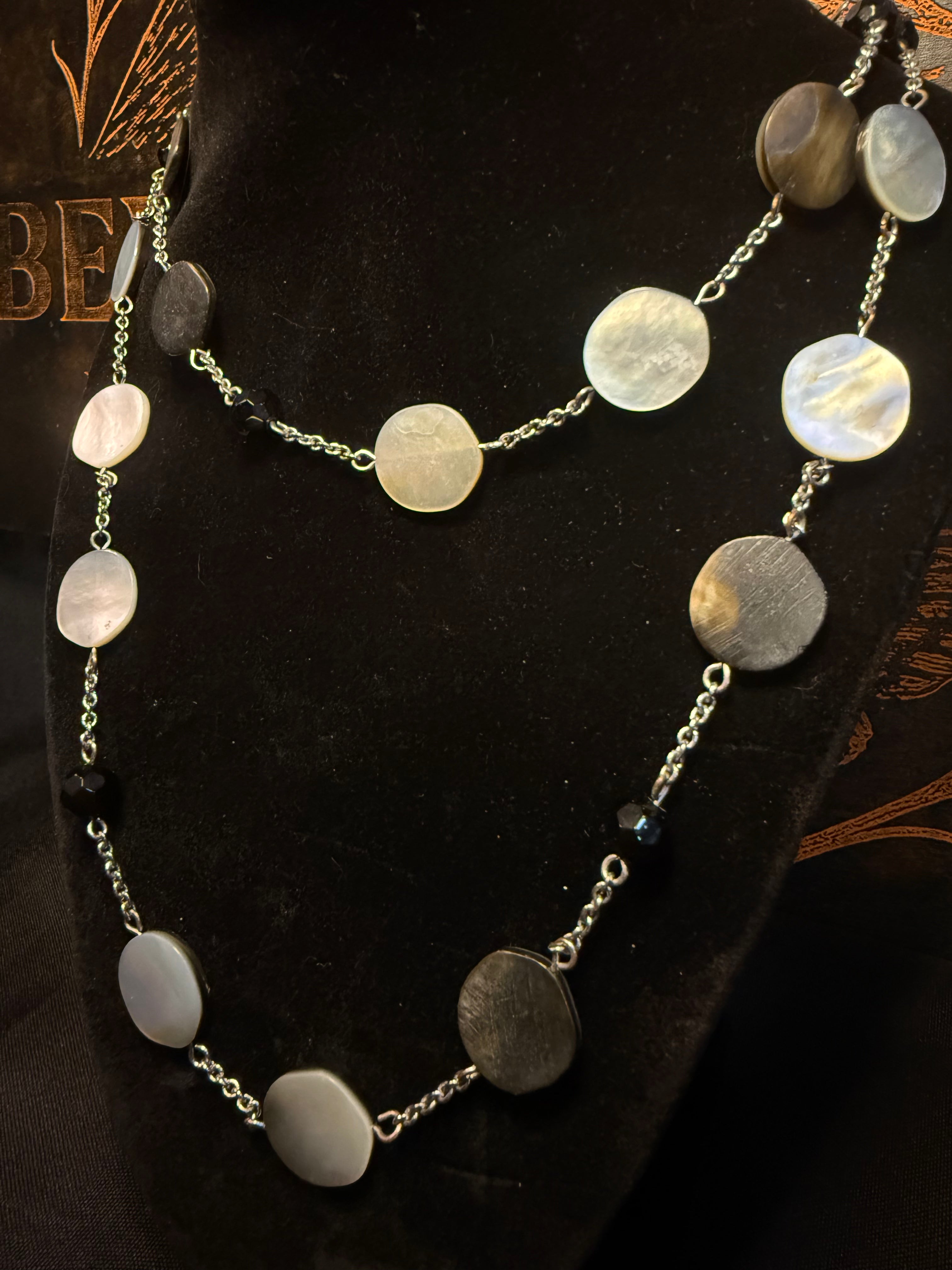 Mother of pearl necklace